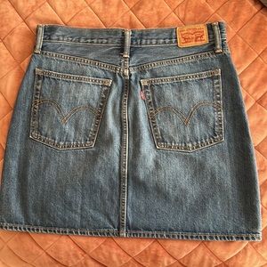 Levi’s Denim Skirt Size 30